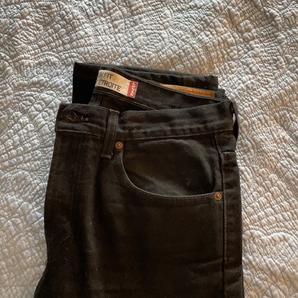 Black slim fit Levi’s red tag - Picture 1 of 4